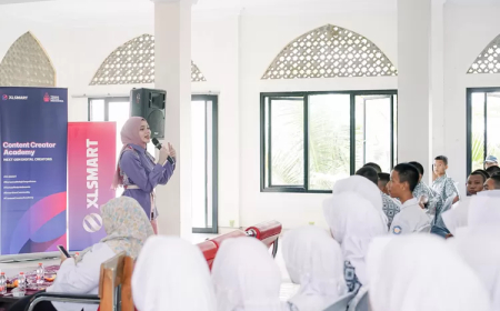 XLSMART Gerakkan Ribuan Pelajar dan UMKM di Tasikmalaya–Tulungagung untuk Melek Digital