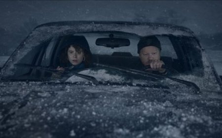 Netflix Buka Gerbang Kengerian: 12 Film Horor Terbaik yang Wajib Ditonton di 2025