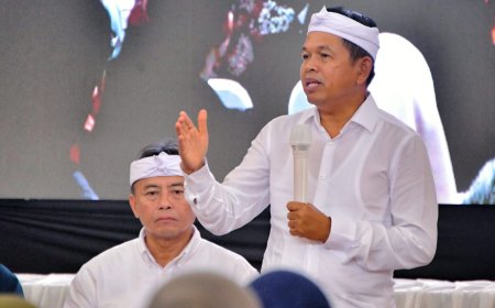 Tanpa Mobil Dinas demi Jalan Mulus: Gaya Kepemimpinan Dedi Mulyadi yang Tak Lazim di Era Pejabat Hedonis