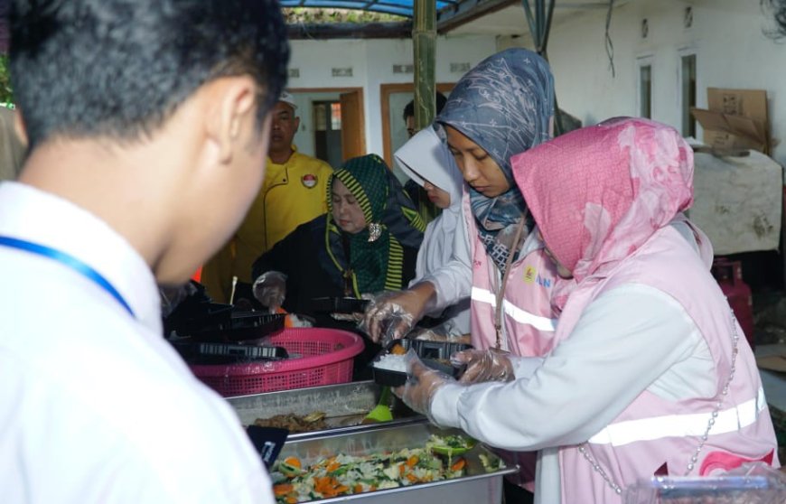 PLN Hadirkan Humanity Truck 2025 di Cianjur: Edukasi Gizi, Cegah Stunting, dan Bagikan 500 Nasi Box Bergizi