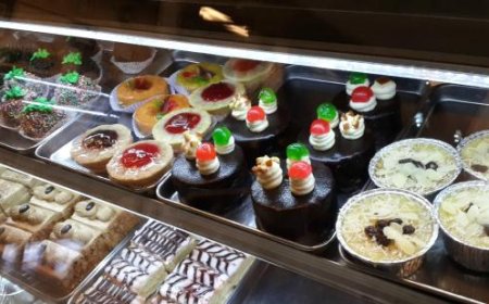 Rahasia Kenapa 3 Bakery Lawas Bandung Tetap Jadi Favorit Meski Tren Kuliner Terus Berubah