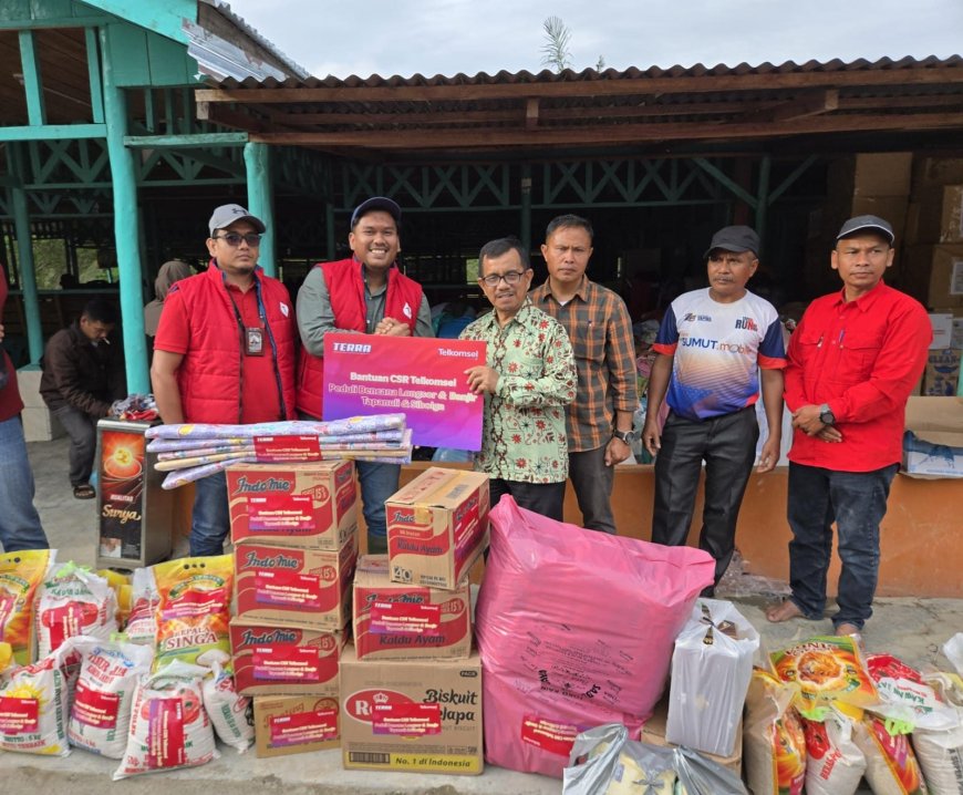 Telkomsel Salurkan Bantuan Sosial dan Percepatan Pemulihan Jaringan  di Aceh, Sumatera Utara, dan Sumatera Barat