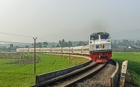 KAI Daop 2 Bandung Siap Layani Angkutan Nataru 2025/2026, 287.316 Kursi dan 29 KA Dioperasikan