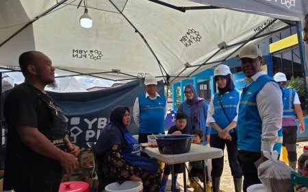Direksi PLN Turun Langsung ke Lokasi Banjir Aceh, Pastikan Listrik RS hingga Rumah Ibadah Aman Kembali