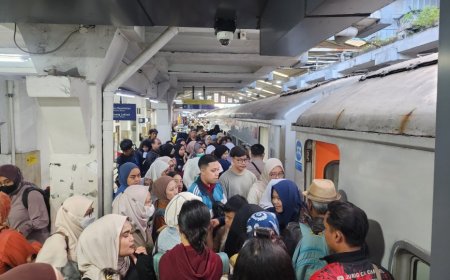 H+6 Nataru: Hampir 400 Ribu Penumpang Gunakan Commuter Line Wilayah Bandung