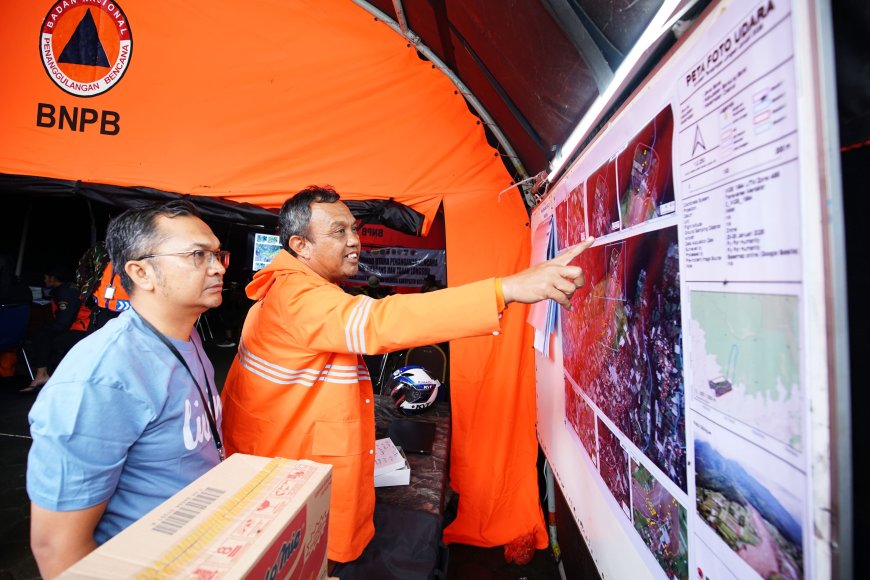 Bank Mandiri Bantu Pemulihan Usaha Warga Terdampak Longsor Bandung Barat