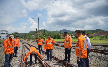 KAI Daop 2 Bandung Pastikan Keselamatan Perjalanan dan Pelayanan Penumpang Terjamin dengan Baik