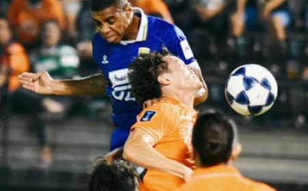Persib Bandung Siapkan Malam Keajaiban Usai Tertinggal dari Ratchaburi FC