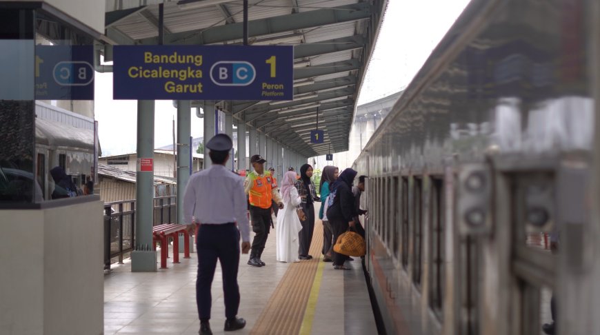 Stasiun Gadobangkong Bangkit Jadi Simpul Baru Commuter Line Bandung Raya, Penumpang Naik 19 Persen