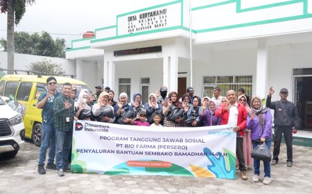 Bio Farma Salurkan 1.650 Paket Sembako Ramadhan untuk Warga Bandung dan Bandung Barat