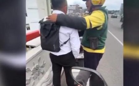 Driver Ojol di Bandung Jadi Penyelamat Nyawa ASN di Flyover Pasupati