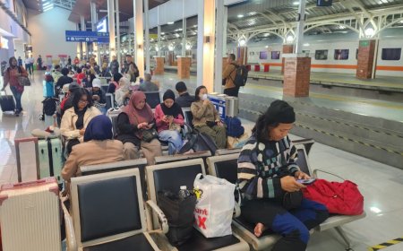 Lonjakan 6 Persen! Commuter Line Bandung Jadi Andalan Warga Saat Libur Lebaran 2026