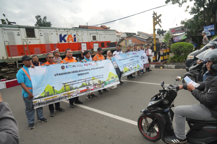 Hendra Wahyono Turun Langsung, KAI Daop 2 Bandung Bangun Kesadaran Keselamatan Jelang Lebaran 2026