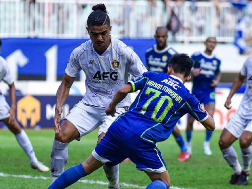 Prediksi Skor Persib vs Persik Kediri Malam Ini: Maung Bandung Berpeluang Menang 3-1 di GBLA