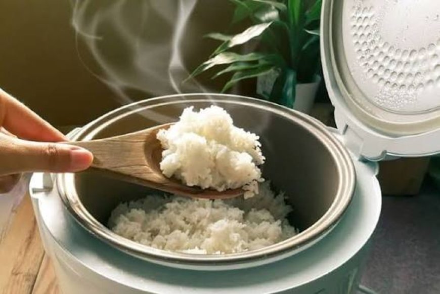 Cara Menjaga Nasi Tidak Cepat Basi Saat Sahur