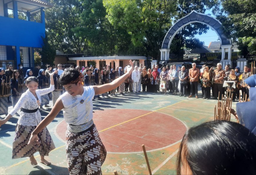 Kanada dan Pemprov Jabar Kolaborasi Tingkatkan Nutrisi Remaja Putri di Jabar