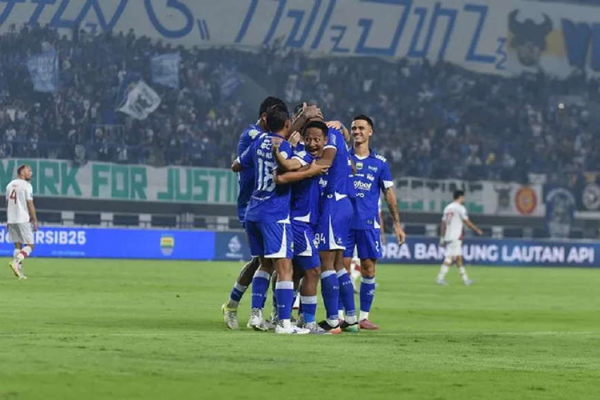 Bermain dengan 10 Pemain, Persib Bungkam Bali United 3-2 dan Makin Kokoh di Puncak