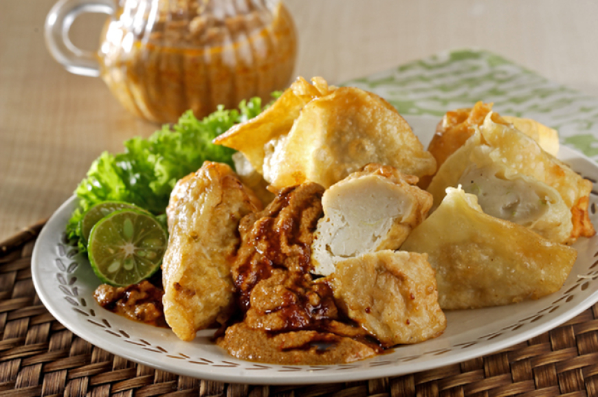 9 Batagor Paling Enak di Bandung yang Selalu Diburu! Nomor 7 Legendaris Sejak 1960, Wajib Masuk Daftar Kuliner Kamu