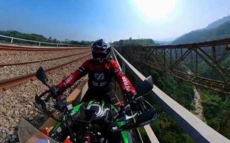 KAI Bandung Larang Warga Selfie di Jembatan Cisomang dan Cikubang, Risikonya Mematikan!