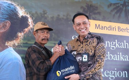 Peringati Hari Kebangkitan Nasional, Bank Mandiri Salurkan 2.800 Paket Sembako di Bandung