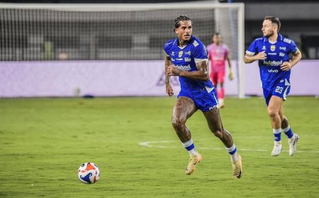 Persib di Ambang Hattrick Juara, Ramon Tanque Kirim Peringatan