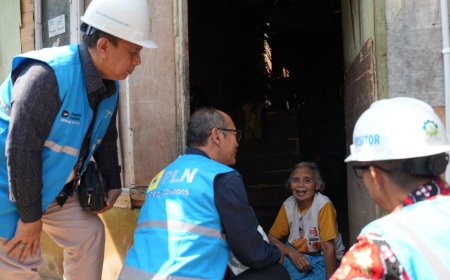 85 Warga Bandung Barat Terima Bantuan Listrik Gratis