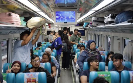 Penjualan Tiket Kereta Api Libur Sekolah Naik 7,4 Persen, KAI Daop 2 Bandung Catat 94.090 Tiket Terjual