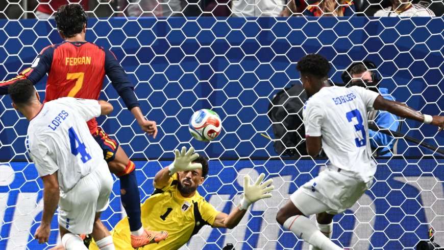 Kiper Vozinha Jadi Tembok Baja, Tanjung Verde Paksa Spanyol Gigit Jari di Piala Dunia 2026