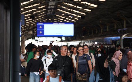Libur Sekolah Picu Lonjakan Penumpang, Okupansi KAI Daop 2 Bandung Capai 136 Persen