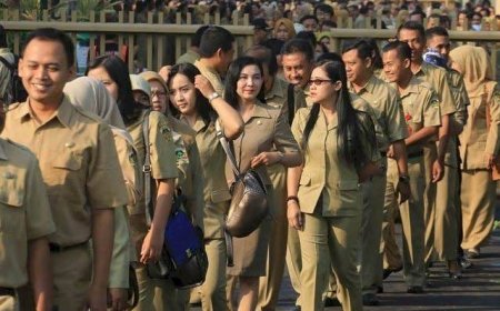 Guru PPPK Bisa Jadi PNS, Seleksi Dibuka 2027