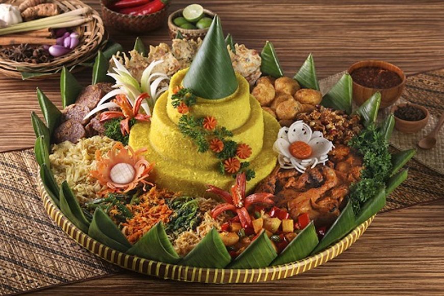 Nasi Tumpeng dan Jejak Tradisi yang Kini Identik dengan 17 Agustus