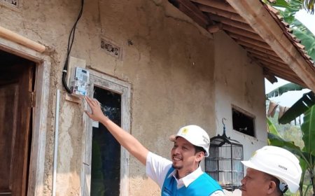 PLN UIP JBT Salurkan Sambungan Listrik Gratis untuk 175 KK di Bandung Barat
