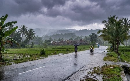 Prakiraan Cuaca Jabar: Hujan Petir dan Angin Kencang Berpotensi Melanda Sejumlah Daerah