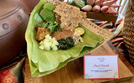 Kemasan Tradisional Indonesia Bertahan di Tengah Era Plastik, dari Besek hingga Pincuk