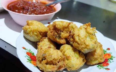 Berawal dari Kebutuhan Pekerja Kereta, Perkedel Bondon Jadi Ikon Kuliner Malam Bandung