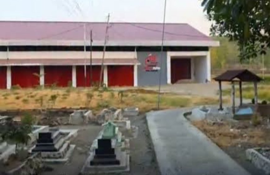 Viral Bangunan Kopdes Merah Putih di Area Pemakaman Cirebon, Publik Pertanyakan Lokasinya